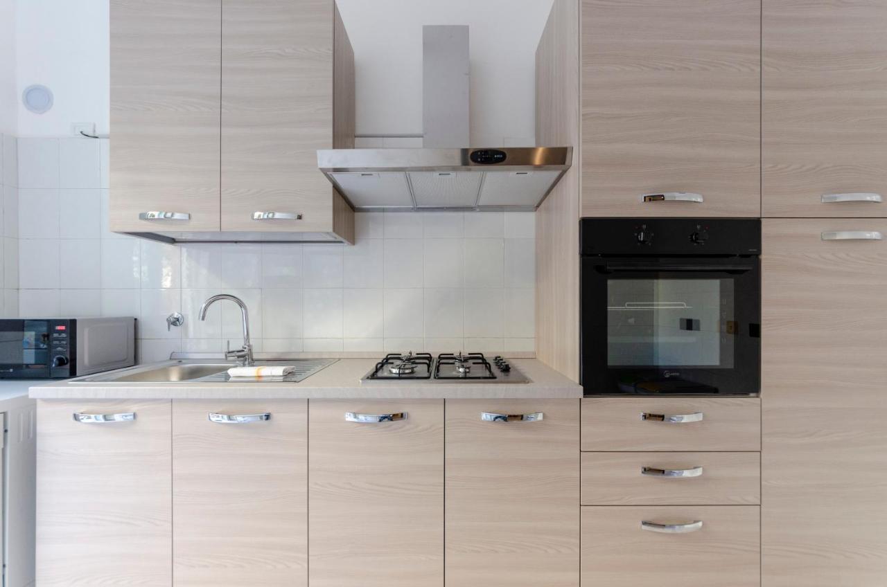 Altido Modern Flat For 6 In The Heart Of Genova Foce Lägenhet Exteriör bild