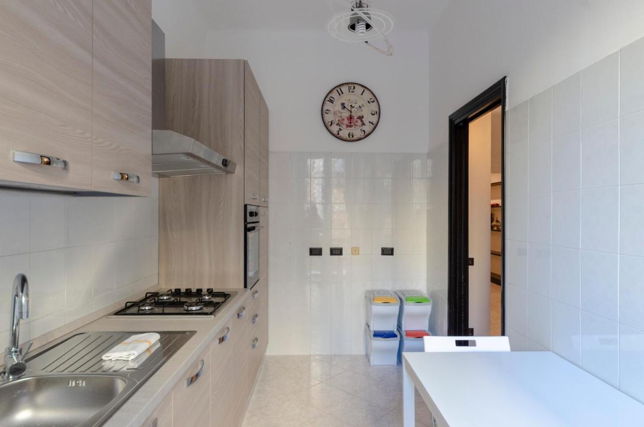 Altido Modern Flat For 6 In The Heart Of Genova Foce Lägenhet Exteriör bild