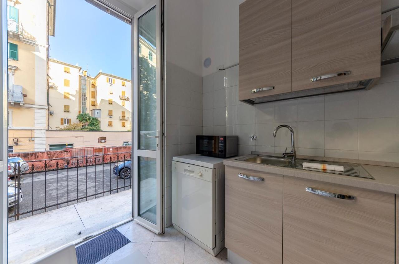 Altido Modern Flat For 6 In The Heart Of Genova Foce Lägenhet Exteriör bild