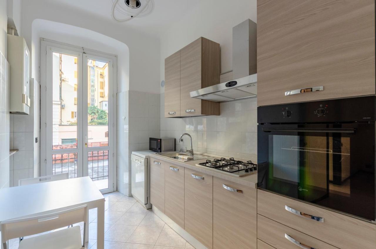 Altido Modern Flat For 6 In The Heart Of Genova Foce Lägenhet Exteriör bild